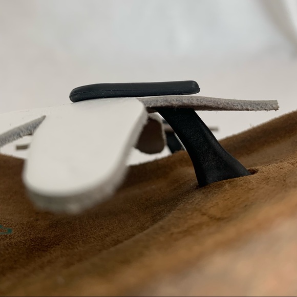 Comfortfube Handmade Leather White Flower Sandals Woman’s EU38/US7-8 - Picture 11 of 12